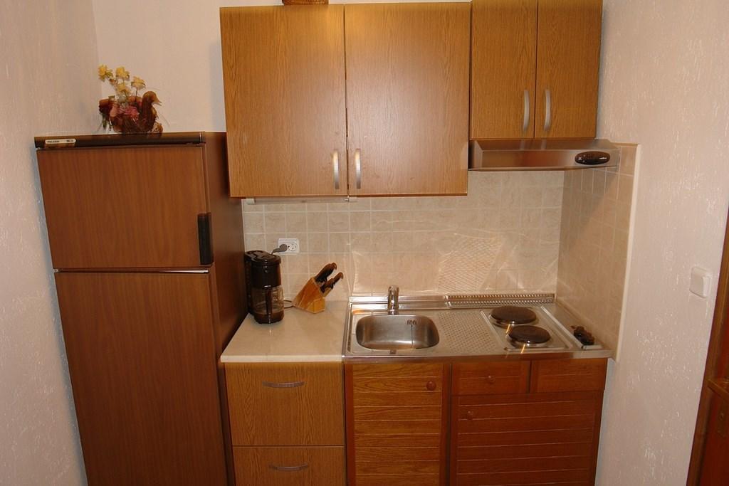 2 Bedroom Amazing Apartment In Crikvenica Rum bild